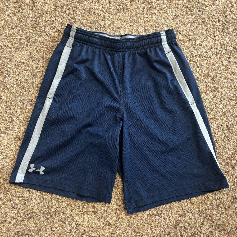 Under Armour Blue Moisture Wicking Shorts - Men's Size M - 1936
